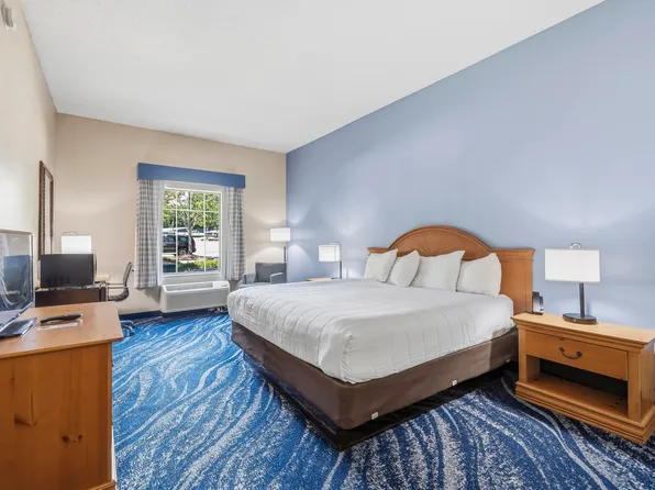930 Lake Oconee Pkwy #106, Eatonton, GA 31024