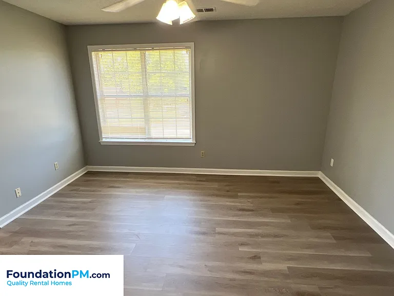 2485 Wellons Ave — Photo 8