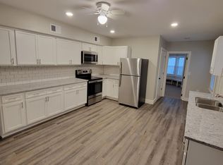 10 Main St #1A, Annandale, NJ 08801