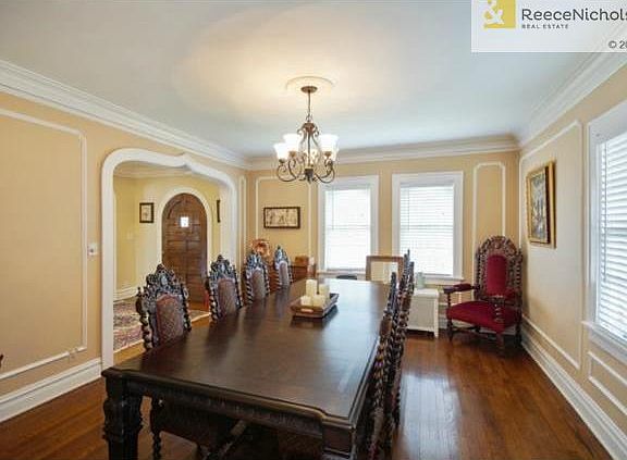 3rd image of 1216 W 61st St