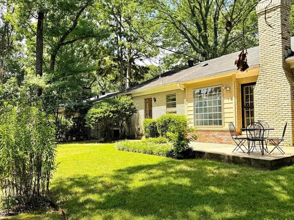 2008 Clapboard Hill Rd