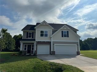 809 Fairmile Dr, Greensboro, NC 27455