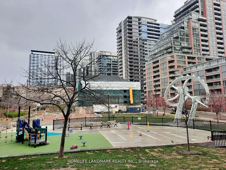 69 Lynn Williams St N #210 — Photo 16