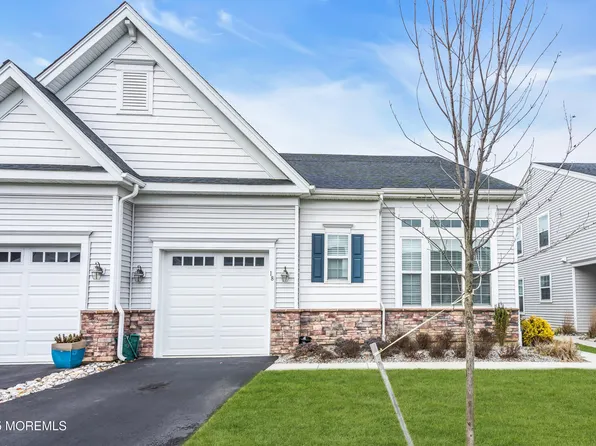 18 Gulfstream Road, New Egypt, NJ 08533