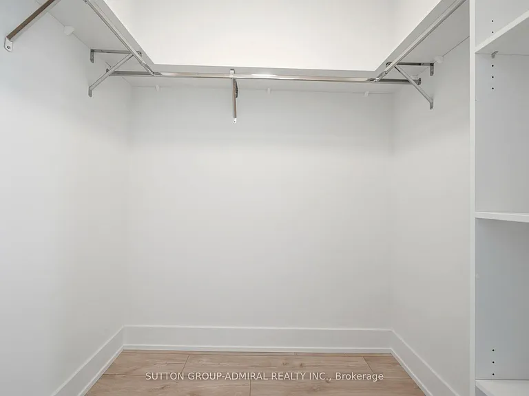858 Dupont St #Penthouse 43 — Photo 16