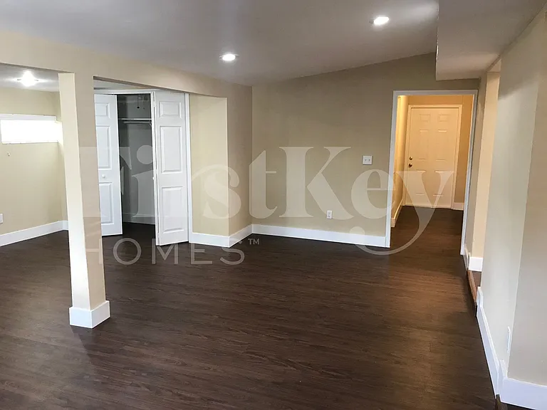 1420 NW 176th Ter — Photo 9