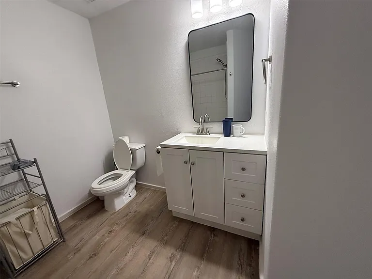 3114 Bolt St — Photo 25