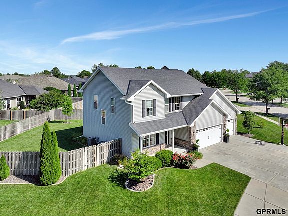 4th image of 2818 Rockport Dr