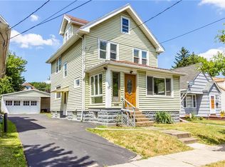 77 Rustic St, Rochester, NY 14609