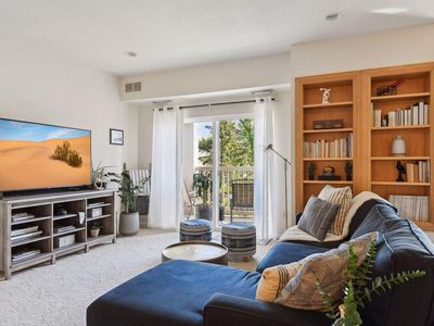1341 Lake Dr W APT B208, Chanhassen, MN, 55317