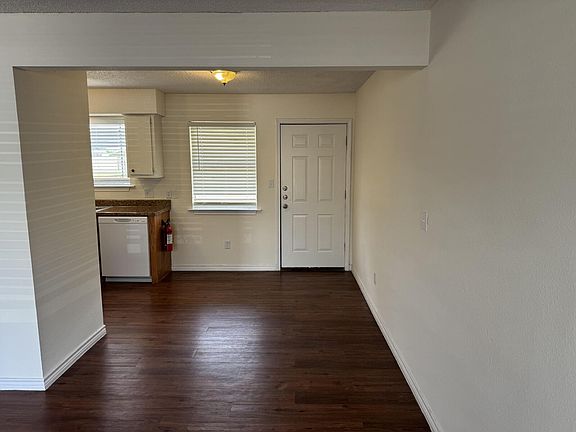 2nd image of 728 Martindale Rd