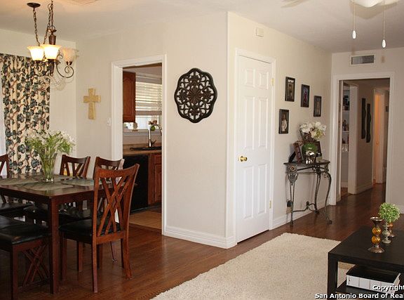 2nd image of 107 Millwood Ln