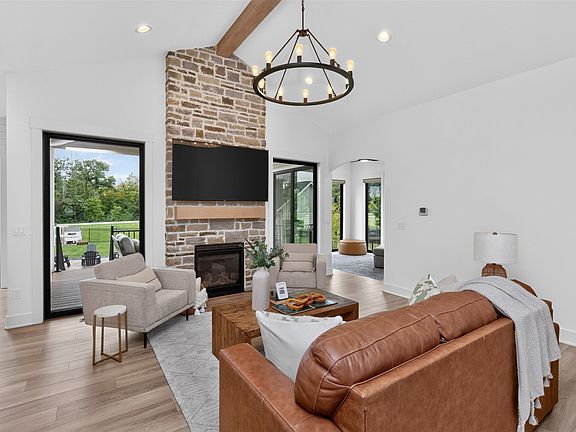 5th image of 1016 W Aspen Ridge Cir