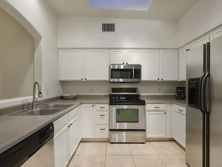 1896 W River Otter Dr — Photo 11