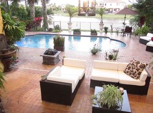 8242 Canopy Ter, Pompano Beach, FL 33076