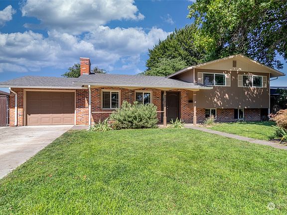 2nd image of 2017 Crawford Drive