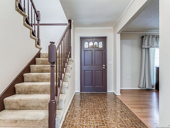 3rd image of 5826 OAK RUN ST