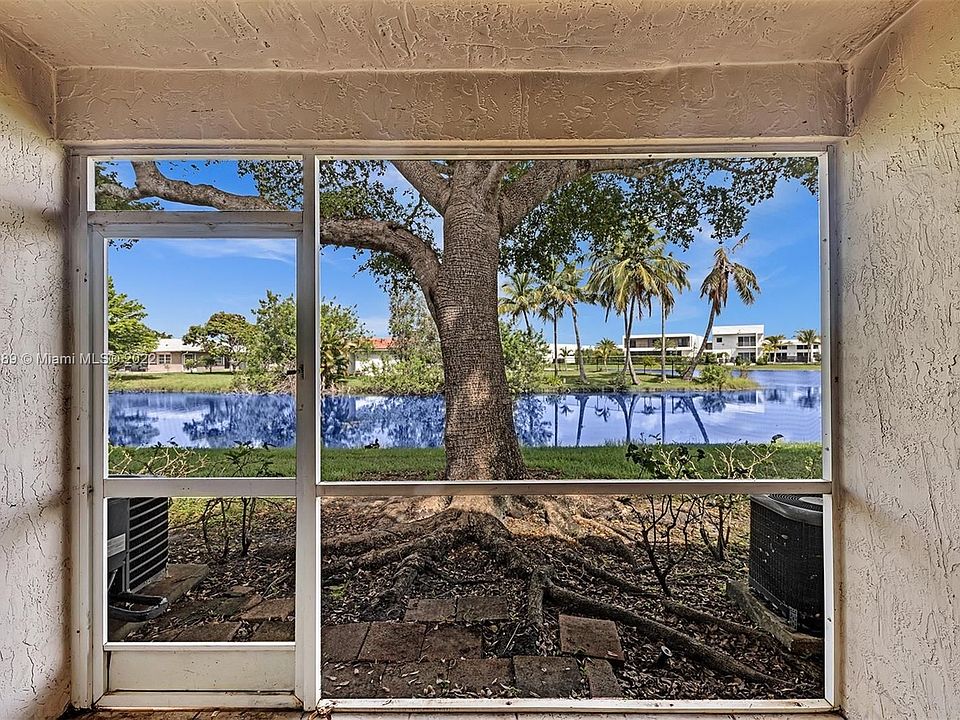 1st image of 293 Duval Ct #293