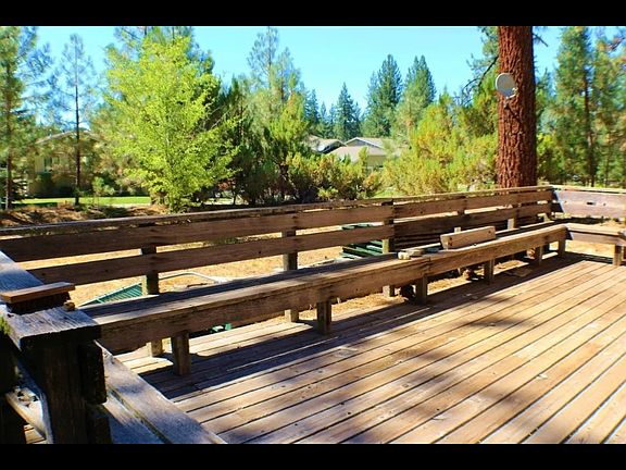 5th image of 423 Lundy Ln