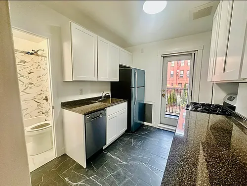 322 E 104th St #1W Photo 1