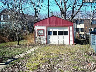 3rd image of 1448 E 330th St