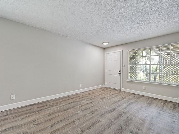 4th image of 1200 Banister Ln APT 3