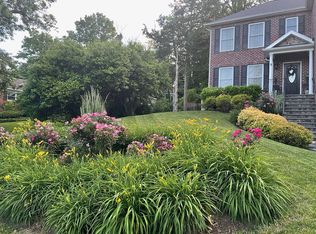 6404 Fort Hunt Rd, Alexandria, VA 22307