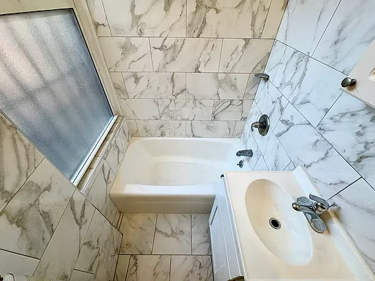 Rented by Mauro Bros Real Estate Services LLC | media 22