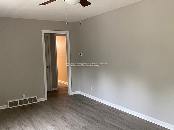 4th image of 8908 Richards Dr