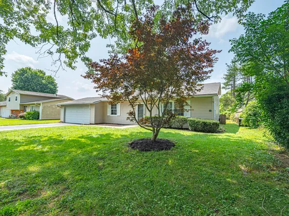 3003 Cypress Dr, Newark, OH 43055