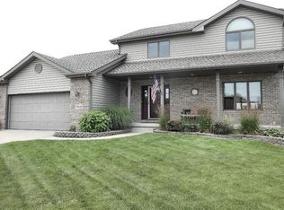 7510 Pershing Rd, Schererville, IN 46375