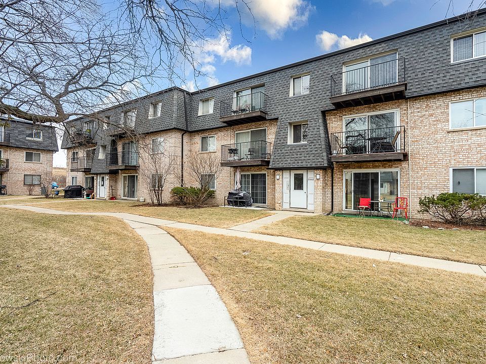 1st image of 9448 Bay Colony Dr APT 3S