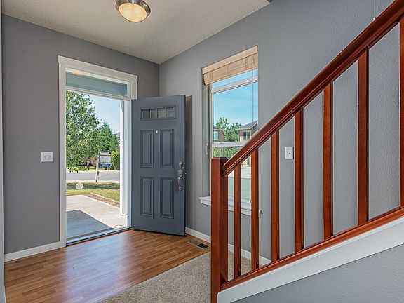 3rd image of 5315 NE 53rd Ct