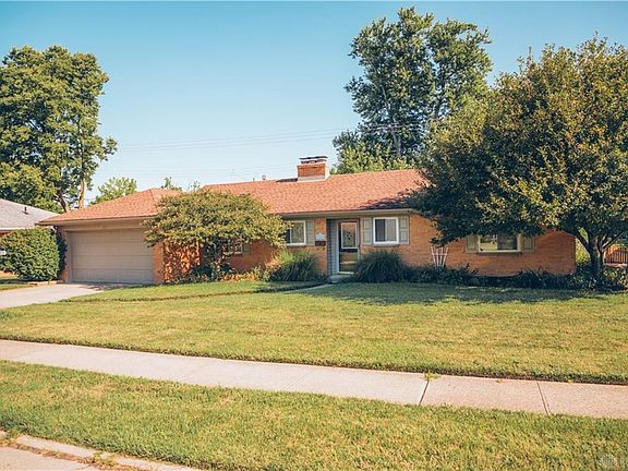 3rd image of 617 Larriwood Ave