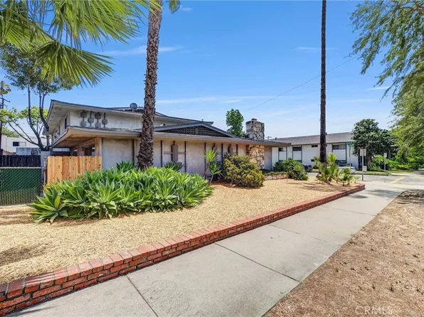 357 Amber Ct, Upland, CA 91786