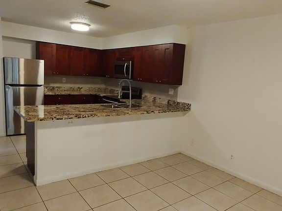 5th image of 4272 Coral Springs Dr #4272