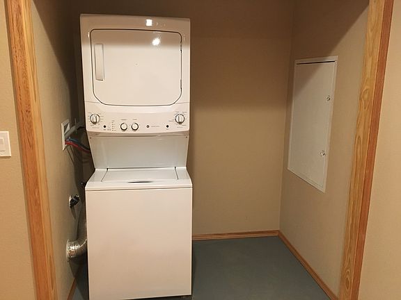 2nd image of 1303 Alvarado Rd #1