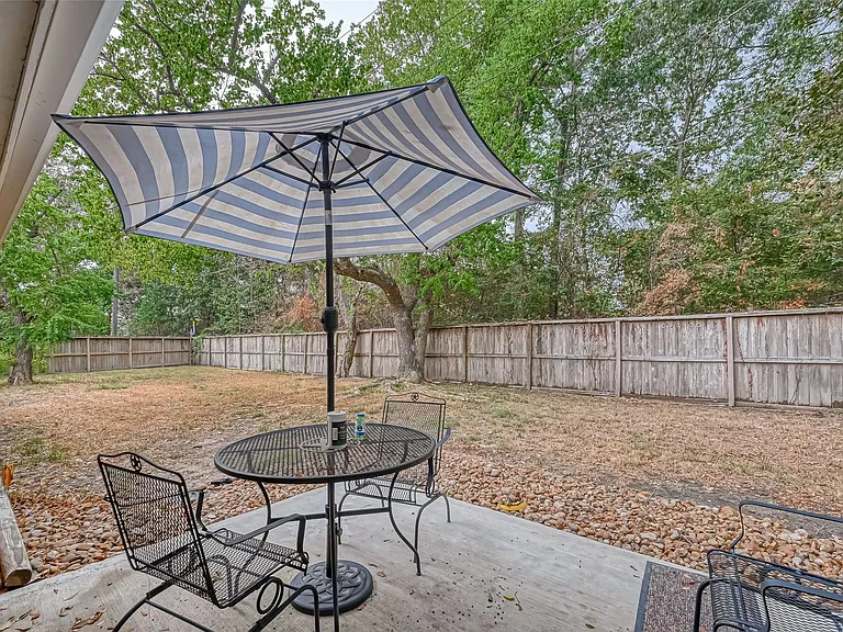 3903 Hermitage Hollow Ln — Photo 44