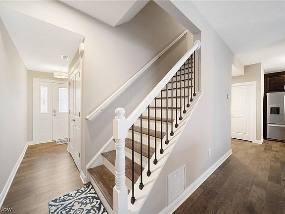 3rd image of 156 Larimar Dr Unit 156