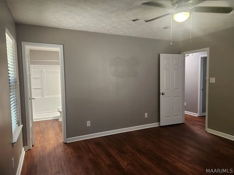 1214 Camellia Woods Ct — Photo 25