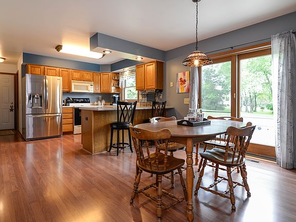 4th image of 9124 Marion Dr