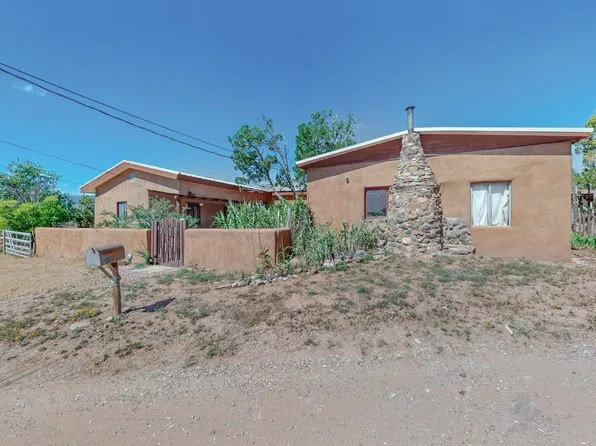 5 Erickson Rd, Sandia Park, NM 87047