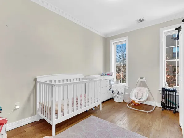 1980 East 8th Street image 29 of 31