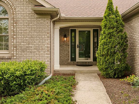 2nd image of 1407 Ashton Ct