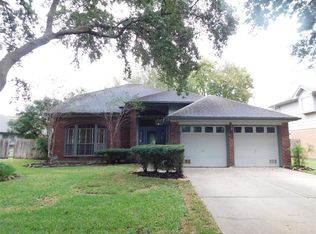 231 W New Meadows Dr, Sugar Land, TX 77479