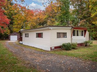 1105 Summer Mountain Rd, Palmerton, PA 18071