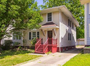 1571 Warren Rd, Lakewood, OH 44107