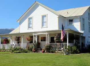 3641 Glenbrook Loop Rd, Riddle, OR 97469