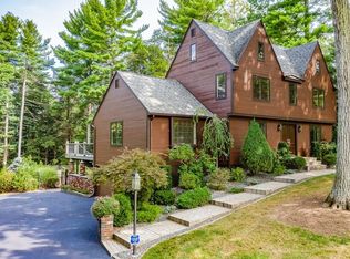 20 Crescent Cir, Westfield, MA 01085