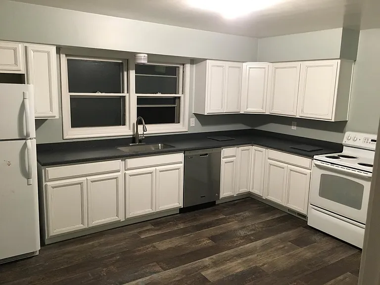 3751 Eccles Ave — Photo 10